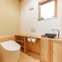 新潟でリフォーム/リノベーション　トイレと手洗いスペース